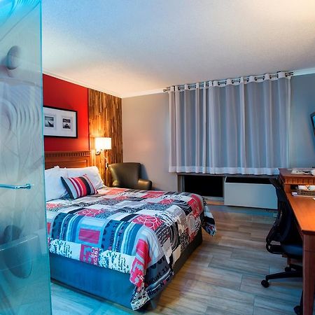 Amosphere Complexe Luaran gambar
