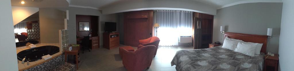 Amosphere Complexe Luaran gambar
